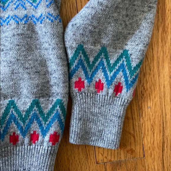 Cat and Jack Boys Winter Sweater Sz 6-7 - Picture 4 of 6